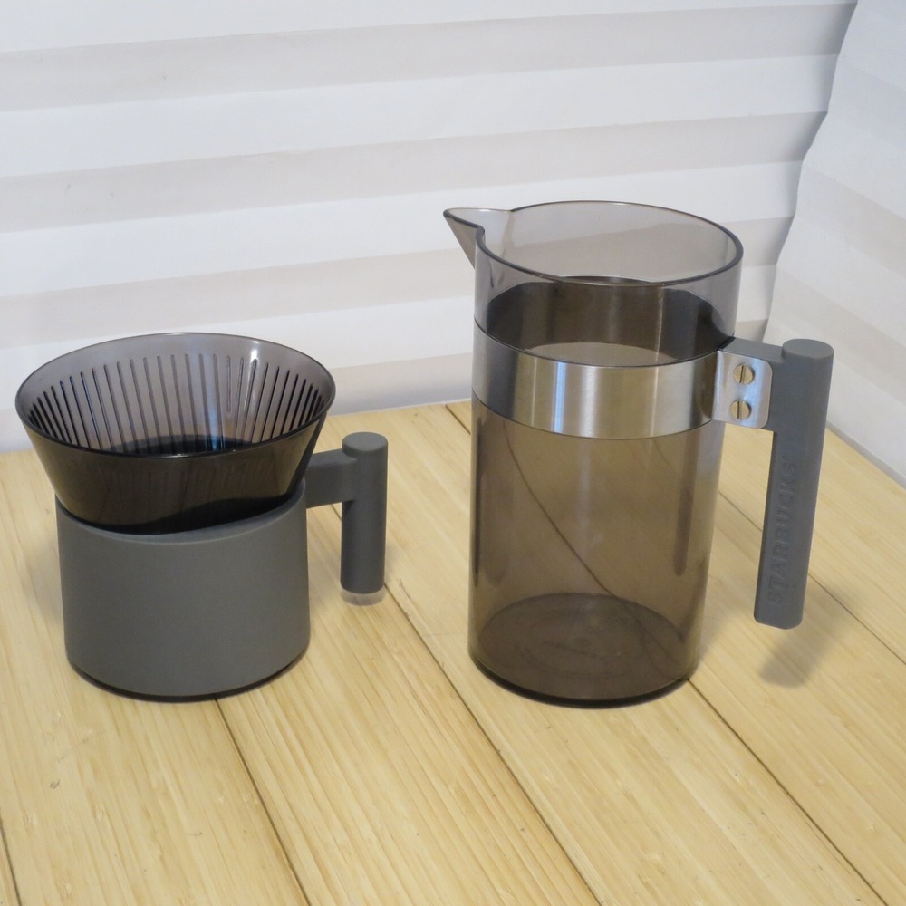 Starbucks Branded 2013 Iced Coffee Brewer Maker Cold Brew Pour Over Pitcher